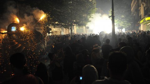 Les Santes. Desvetllament bellugós. Nit Boja. Mataró. 26 de juliol de 2010