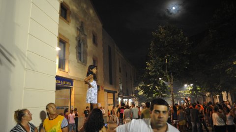Les Santes. Desvetllament bellugós. Nit Boja. Mataró. 26 de juliol de 2010