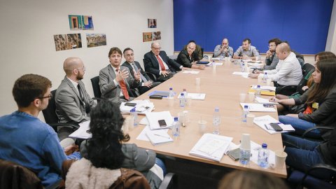 Trobada de periodistes catalans amb els eurodiputats Raül Romeva, Ramon Tremosa, Salvador Sedó i Santiago Fisas al Parlament Europeu. Brussel·les. 28 i 29 de maig de 2013