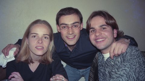 Elena Ferran, Saül Gordillo i Quim Puig, d'esquerra a dreta, als Premis Cabirol d'El Punt del Maresme. Mataró. 