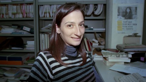 Ana Villaverde, a la redacció d'El Punt del Maresme, al camí de la Geganta. Mataró. 