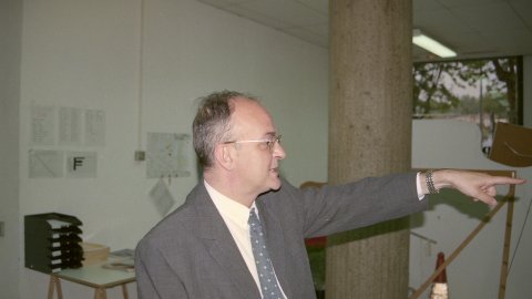 Manuel Cuyàs, a la redacció d'El Punt del Maresme, al camí de la Geganta. Mataró. 