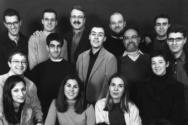 D'esquerra a dreta i de dalt a baix, Joan Ferrer, Joaquim Costa, Joan Pujadas, Carlus Rodríguez, Pau Pujadas, Pep Montes, Francesc Arcas, Saül Gordillo, Àlvar Maduell, Josep Ferrer, Ana Villaverde, Neus Lloveras, Montse Martínez, Carme Guri, Francesc Santiago i Toni Fuentes.