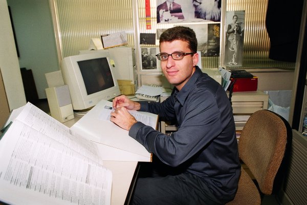Josep Ferrer i Costa, membre fundador de la revista Repòrter (1992-2001). Pineda de Mar. 2001. Foto: Saül Gordillo